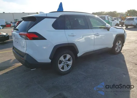 2020 Toyota Rav4 Xle z USA, uszkodzony, nr VIN JTMW1RFV2LD058980